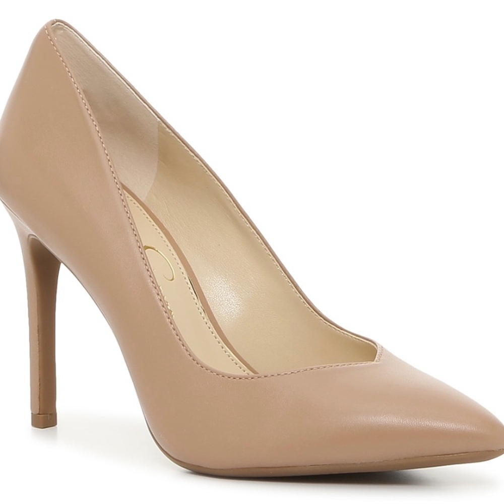 Like new Jessica Simpson “Haneh” Pump Size 7